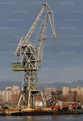 Stocznia Gdynia S.A. Wladze spolki poinformowaly, ze...