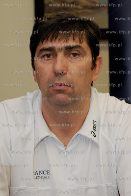 Hotel Nadmorski w Gdyni. Konferencja prasowa przed...