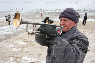 Swinoujscie. XVIII Final WOSP. Kilku morsow ze Swinoujscia...