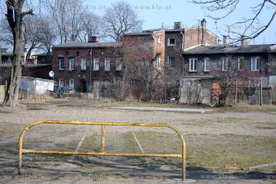 Dzielnica Gdanska Letnica, ul. Uczniowska.
25.03.2010
fot....