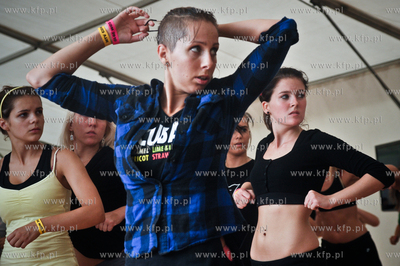 Gdansk. Plac Zebran Ludowych. Festiwal MTV Gdansk Dzwiga...