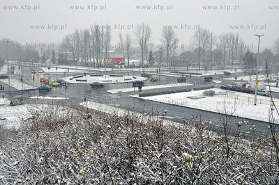 Zima w Koszalinie 29.11.2010. fot. Jaroslaw Ryfun /...