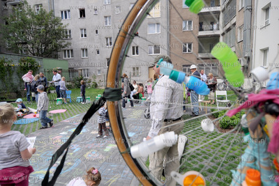 Podworko kamienicy przy Placu Grunwaldzkim 16 w Gdyni...