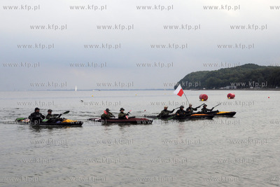 Mila dla Sebastiana pod tym haslem odbywala się wyprawa...