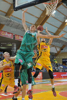 Sopot. Hala 100 lecia Sopotu. Mecz pomiedzy Trefl Sopot...