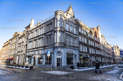Gdańsk w zimowej aurze. Róg ul. Węglarskiej i Św....