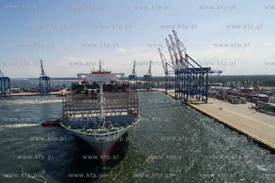 Do DCT Gdańsk zawinął największy kontenerowiec...