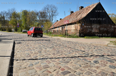 Gdansk Oliwa.Stary dom na ul.Kwietnej. 32. 30.04.2011...