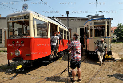 Sesja zdjeciowa w zajezdni Wrzeszcz zwiazana z ukazaniem...
