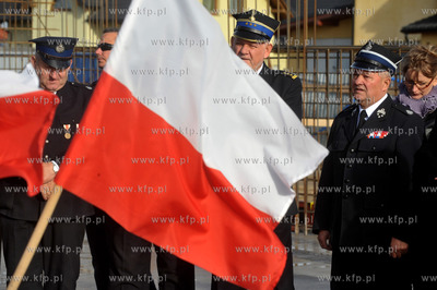 Banino, ul. Tuchomska. Uroczystosc wmurowania kamienia...