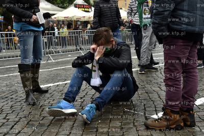 Strefa kibica na Targu Węglowym w Gdańsku.Mecz Legia...