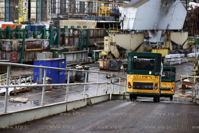 Stocznia Gdynia S.A. 18.03.2009 fot. Krzysztof Mystkowski...