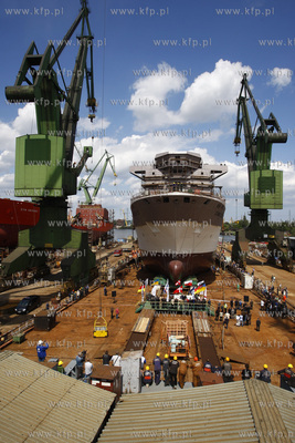 Stocznia Gdansk. Wizyta komisarz UE Neelie Kroes ds....