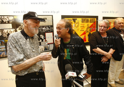 Gdynia. Muzeum Miasta Gdyni . Wystawa zlozona z fragmentow...