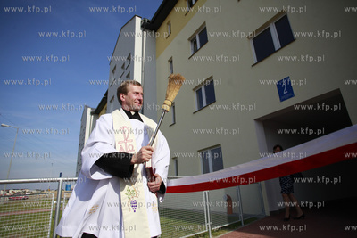 Uroczyste przekazanie do użytku 125 mieszkań wybudowanych...
