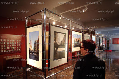 Gdańsk. Muzeum Poczty Polskiej. Wystawa fotograficzna...