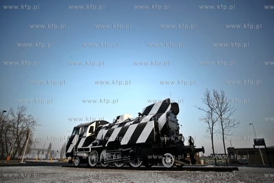Tczew. Czarno - biala lokomotywa Republiki.
14.12.2012
fot....