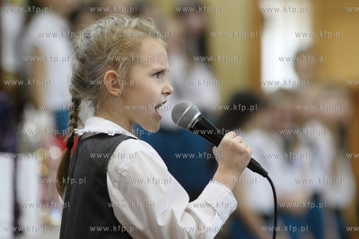 Gdańsk. Szkoła podstawowa nr. 65. Uroczystości z...