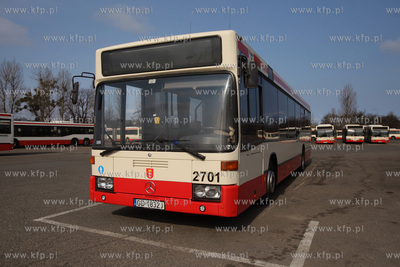 Zajezdnia autobusowa ZKM przy ul. Hallera w Gdańsku....