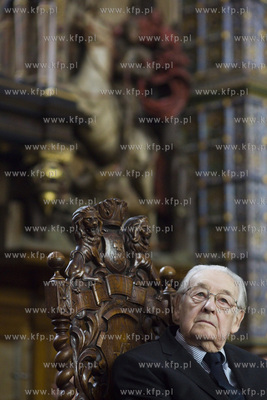 Gdańsk. Dwór Artusa. Uroczysta sesja Rady Miasta....