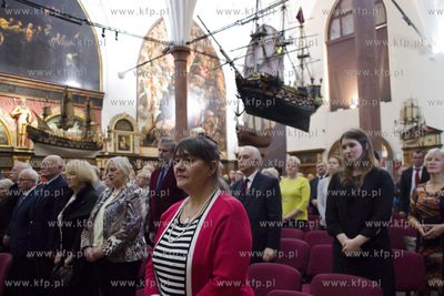 Gdańsk. Dwór Artusa. Wręczenie nagród Świadek...
