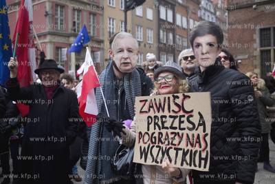 Gdańsk. Długi Targ. Manifestacja jedności z Europą...