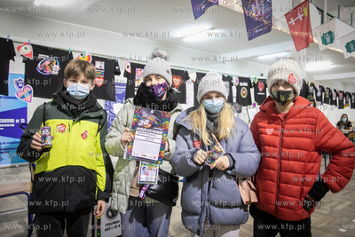 Liczenie pieniędzy w sztabie orkiestrowym w Zespóle...