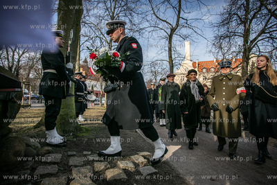 Sopot. Uroczyste obchody 80. rocznicy powołania Armii...