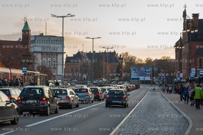 Korek na ul. Podwale Grodzkie w Gdańsku. 14.11.2019...