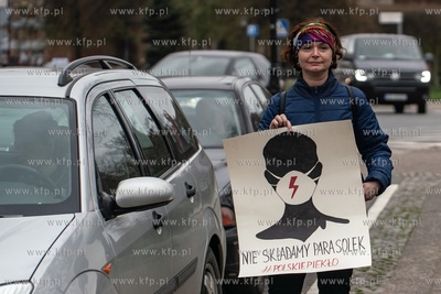 STOP Barbarzyńcom!  Mobilny protest w Gdańsku przeciwko...