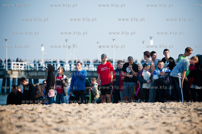 Gdansk. Plaza w Brzeznie. Gdansk Biega 2011.
Na start...