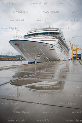 Port w Gdyni. Nabrzeze Stanow Zjednoczonych. Wizyta...