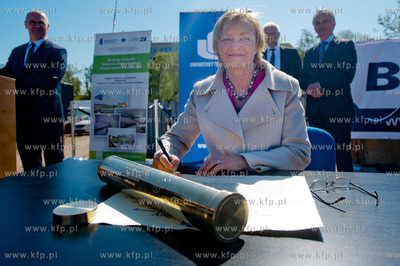 Gdansk. Batycki Kampusu Uniwersytetu Gdanskiego. Uroczystosc...