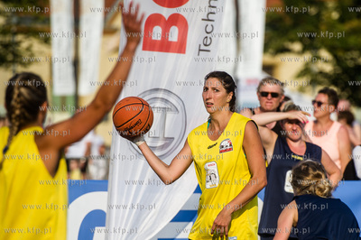 Plac Przyjaciol Sopotu. Bosch Streetball 3x3 Grand...