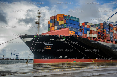 Gdansk. Terminal kontenerowy DCT. Kolejne zawiniecie...