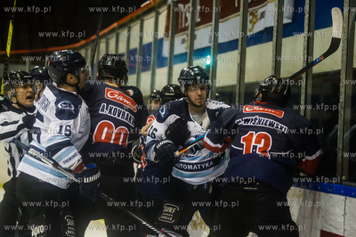 Gdańsk. Hala Oliwia. Polska Hokej Liga. Mecz o utrzymanie...
