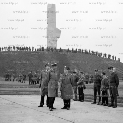 Budowa Pomnika Obrońców Wybrzeża na Westerplatte...