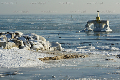 Mrozny poranek w Gdyni Orlowie. 24.01.2010 fot. Pawel...