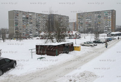 Gdansk. Mieszkancy blokow na ul. Kusocinskiego na Morenie...