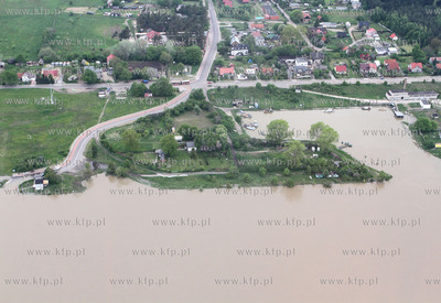 Pomorze. Przekroczony stan alarmowy wody w Wisle, spowodowany...