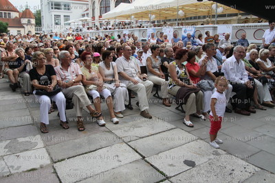 Polnord Music Festival na molo w Sopocie. Nz. publicznosc...