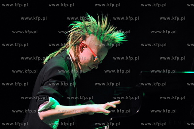 Gdansk. Klub Zak. Wojtek Mazolewski Quintet - premiera...