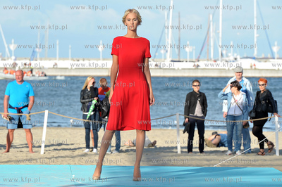 Sopot Fashion Week. Pokaz mody Strefa Fashion - L'Emi...