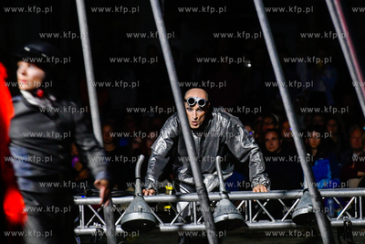 Przedstawienie Teatru Akt pt. "Fantomy" w ramach XXVI...