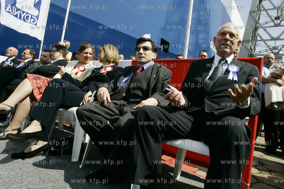 Stoczni Gdynia, ceremonia chrztu samochodowca Ro-Ro...