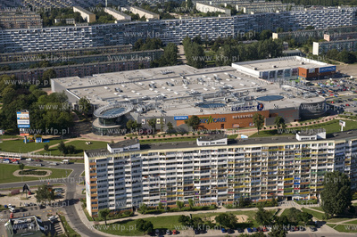 Gdansk Przymorze z lotu ptaka. Dom tzw. falowiec i...