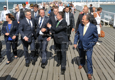 Wizyta prezydenta Bronislawa Komorowskiego wraz zona...