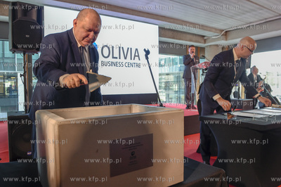 Poświęcenie i wmurowanie kamienia węgielnego pod...