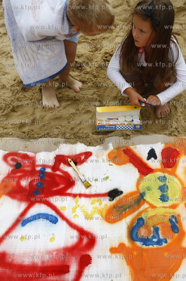Gdansk Jelitkowo. Krasnoludki Na Plazy - happening...