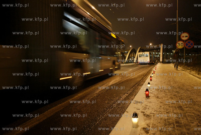 Przystanek SKM Gdynia Stocznia. Obchody 39 rocznicy...